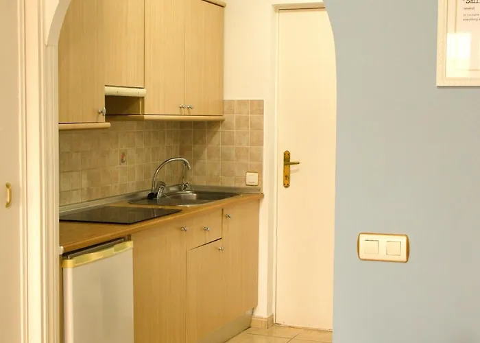 Smart Escape * Costa Del Silencio